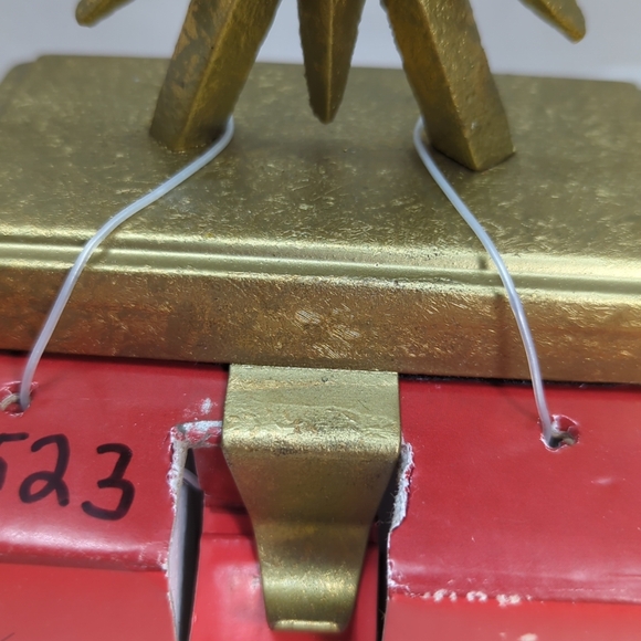 Wondershop Distressed Gold Starburst Christmas Stocking Holder set 2 - Picture 4 of 11